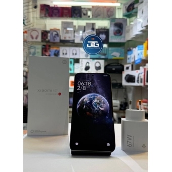 Xiaomi 15T - 12GB Ram 256GB Armazenamento Interno
